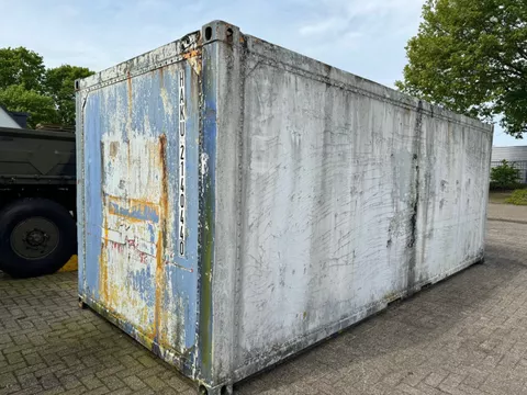 DIVERSEN WATERDICHTE OPSLAG CONTAINER 20 FT