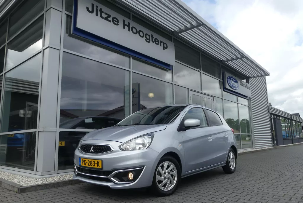 Mitsubishi Space Star 1.0 Intense AFN. TREKHAAK, STOELVERWARMING, AIRCO, ELEKT. RAMEN, DAB, 78.497KM