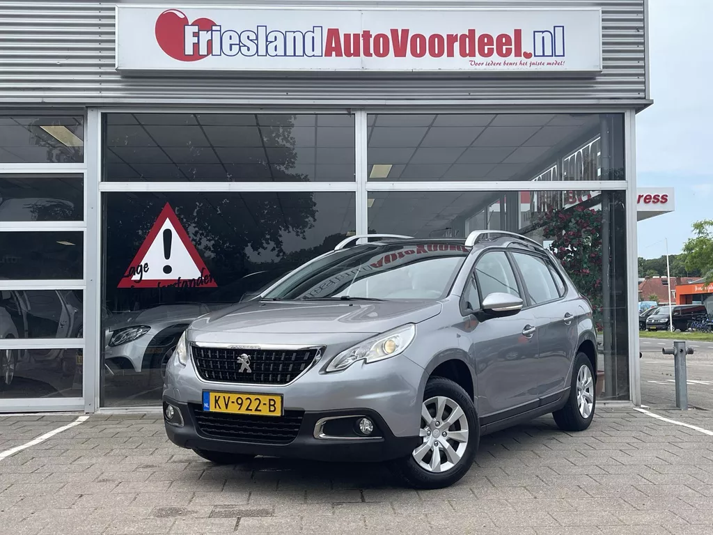 Peugeot 2008 1.2 PureTech Blue Lion /Cruise/Pano/DAB radio/Trekhaak/Distr vv 87.556 km/
