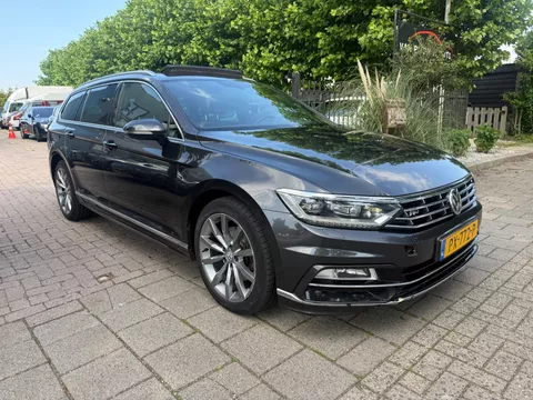 Volkswagen Passat Variant 1.6 TDI Highline R-Line &euro;7490NETTO Xenon Pano Leder