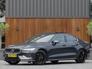 Volvo S60 T8 390PK TE / R-Design / Bowers&amp;Wilkins / 360&deg; / LED