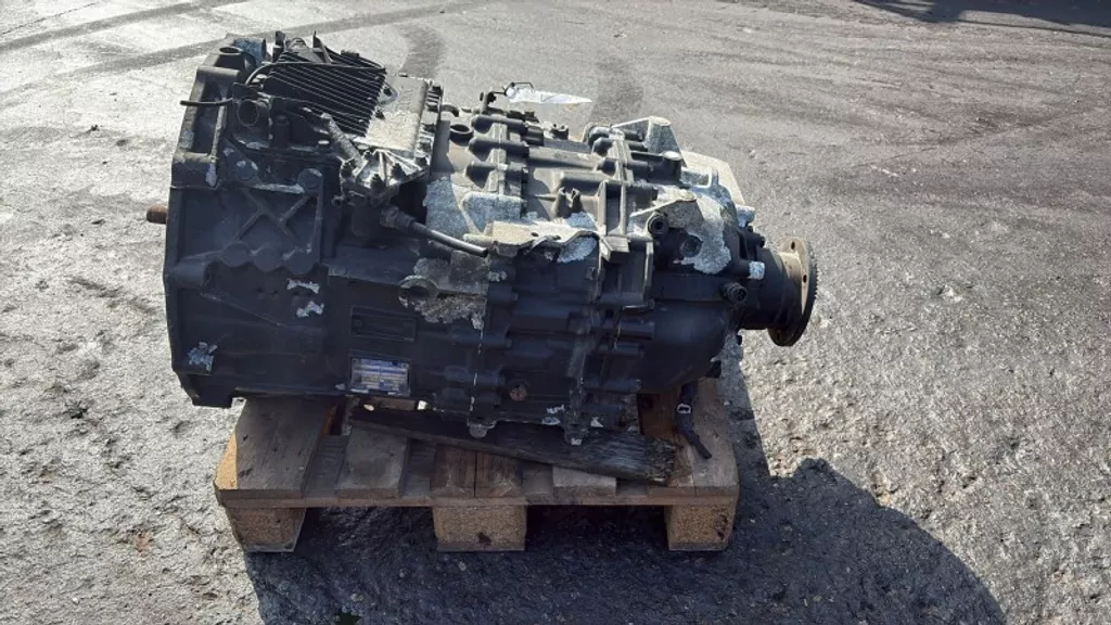 MAN 81.32003-6873 ZF 12AS2301 OD RATIO 12,33-0,78