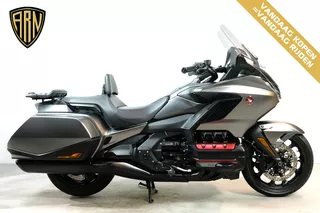 Honda GL 1800 Gold Wing Bagger DCT