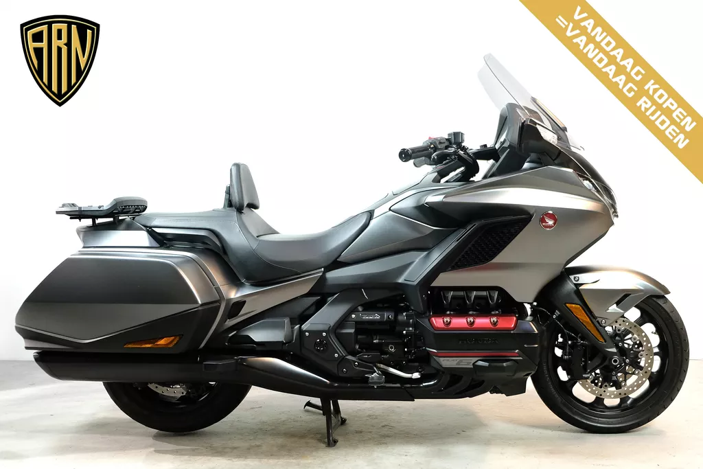 Honda GL 1800 Gold Wing Bagger DCT