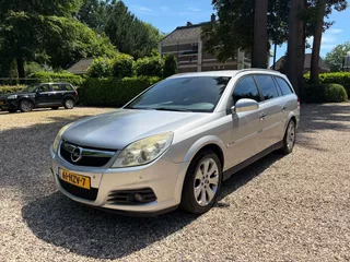 Opel Vectra Wagon 1.8-16V Executive Airco Apk