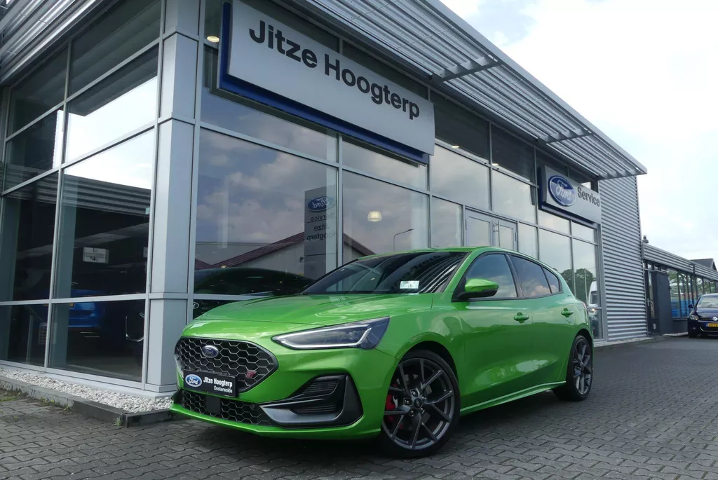 Ford Focus 2.3 EcoBoost ST-X HUD, WINTER PACK, ADAPT. CRUISE, CLIMA, NAVI, CAMERA, PDC V&amp;A, APPLE CARPLAY/ANDROID AUTO, BLIS, KEYLESS, B&amp;O, ELEKT. STOELEN, 34.922KM