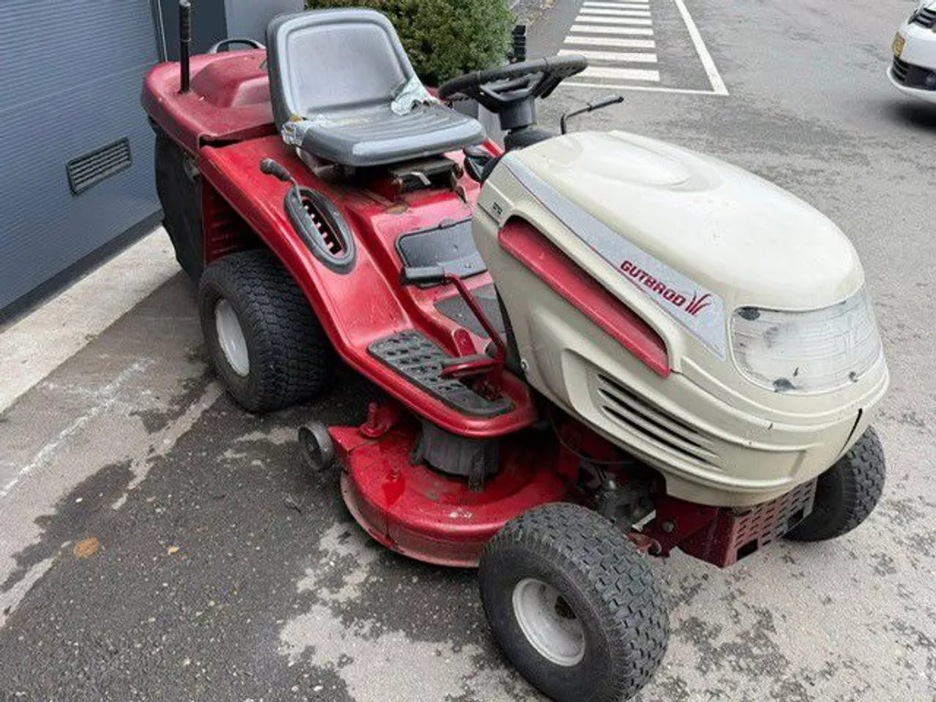 - Gutbrod zitmaaier GLX 105 RHL 0