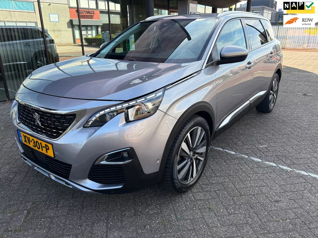 Peugeot 5008 1.2 PureTech Allure / 7-pers. / Leder / Xenon / Trekhaak