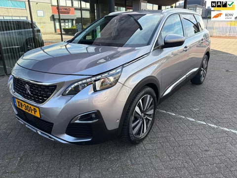 Peugeot 5008 1.2 PureTech Allure / 7-pers. / Leder / Xenon / Trekhaak