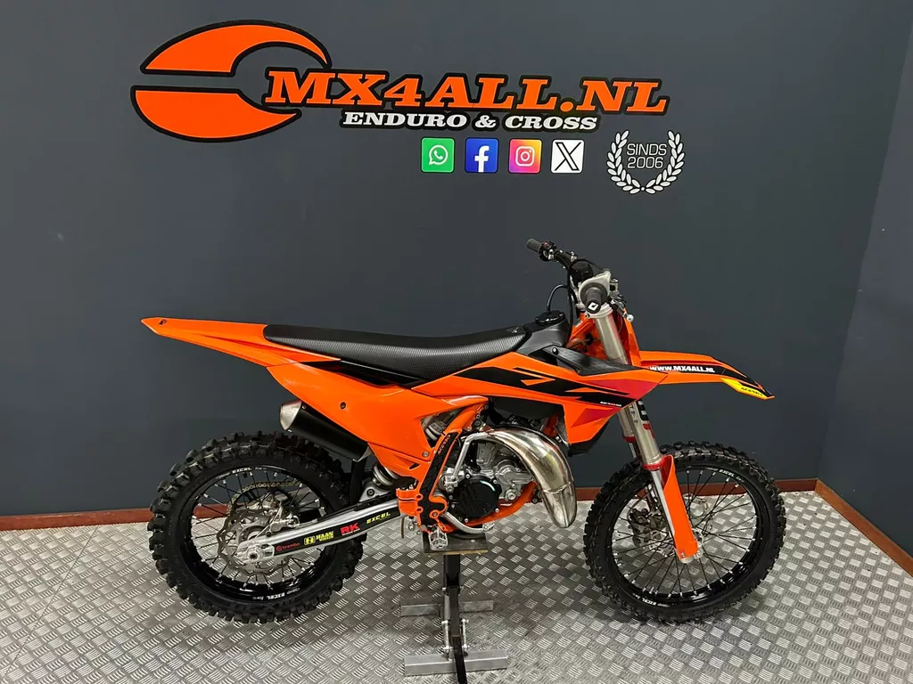 KTM 85 SX 2025 29 uur ! Gr.wielen 19 / 16 inch