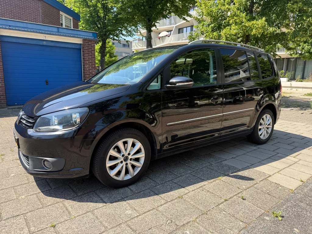 Volkswagen Touran 1.2 TSI Highline BlueMotion NW APK