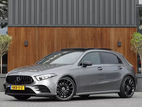 Mercedes-Benz A-Klasse 220 automaat / Premium Plus / AMG-Pakket / LED