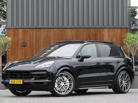 Porsche Cayenne 4.0 Turbo V8 549PK Sport Design / Carbon / PDLS+ / Keramische re