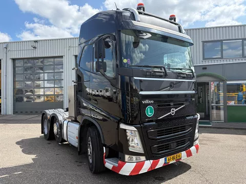 Volvo FH 500 6 x 2, I parc Cool