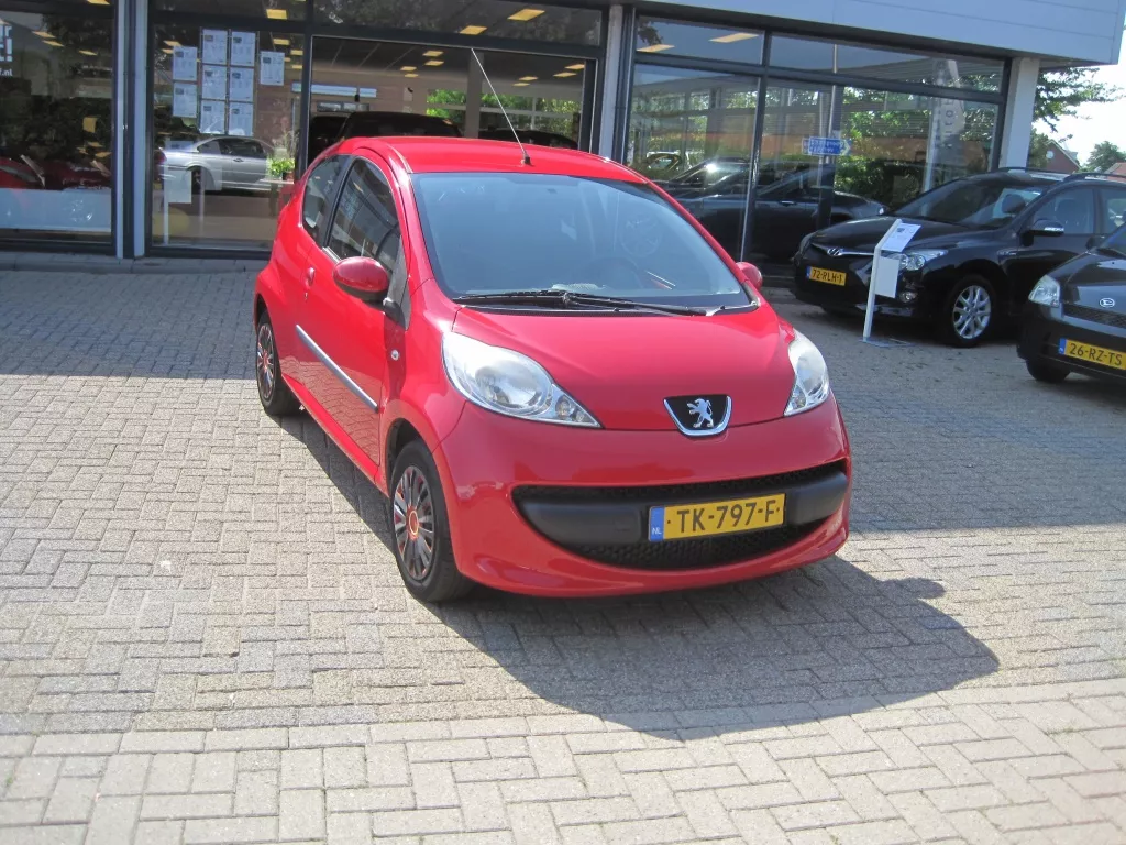 Peugeot 107 1.0-12V XS