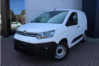 Citroen Berlingo 1.2 Puretech 130pk Club Automaat 3-zits Airco Navi Rondom sensoren Carplay Euro6 BPM-vrij