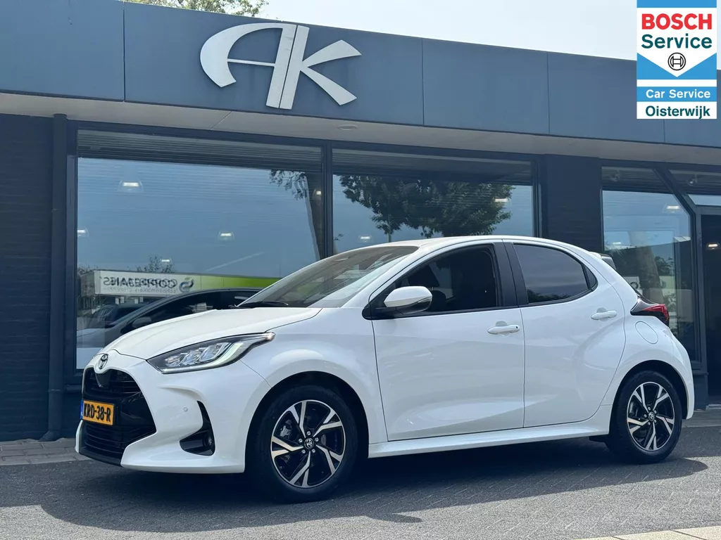 Toyota Yaris 1.5 Hybrid 115 Business Plus