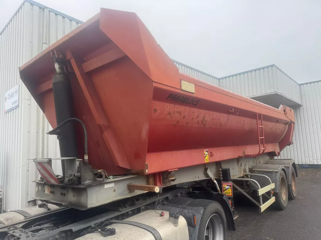 Trailer General 2 Axle Steel tipper , 8 Tyres , Drum bakes