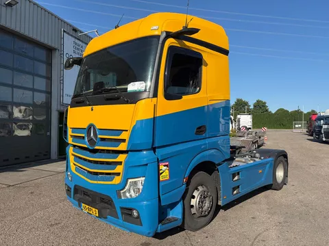 Mercedes-Benz Actros 1845 LS/ PTO/ Gardner Denver compressor/NL truck Top
