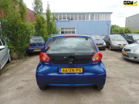 Toyota Aygo 1.0-12V + 2008 5DEURS APK 08-2027