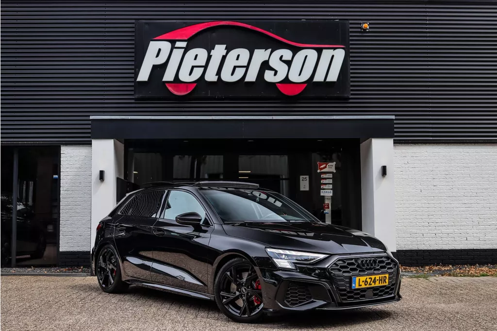 Audi A3 Sportback 45 TFSI e 3x S-Line Competition PANO RS