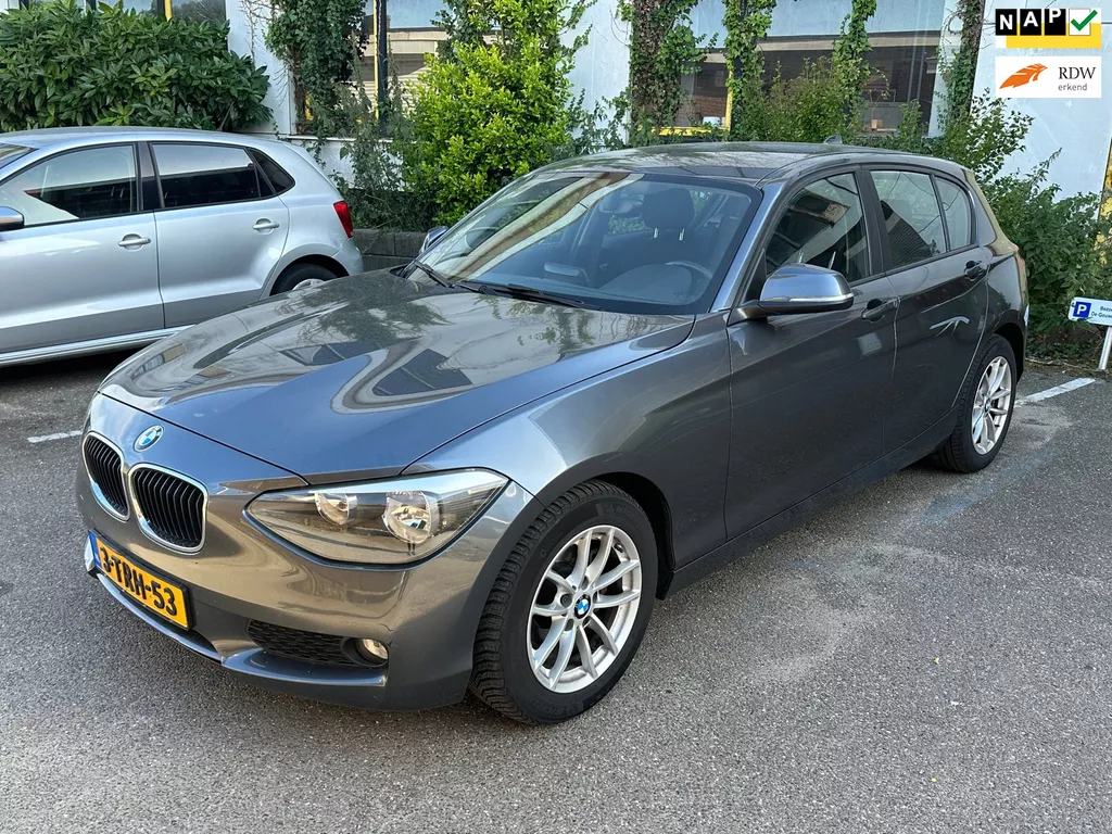 BMW 1-serie 116i Business/ Automaat/ Airco/ Camera