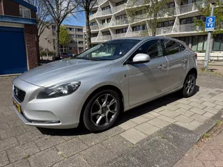 Volvo V40 2.0 D2 Summum Ocean Race