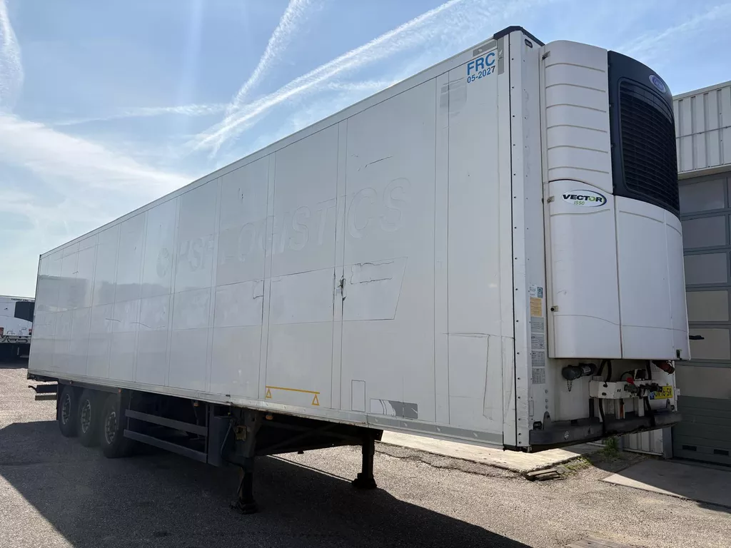 Schmitz Cargobull Carrier 1550 discbrakes, Blumentbreit , Height Hoch 265