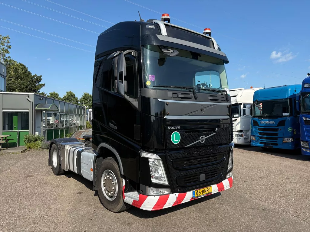 Volvo FH 460 2 x tank 2019 vin KB.... I parc cool ACC