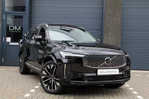 Volvo XC90 T8 AWD Ultra | 7 zits | Pano | Trekhaak | Vol in de opties!