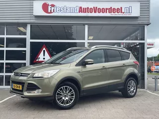 Ford Kuga 1.6 Titanium Plus 4WD /Automaat/Clima/Cruise/Navi/Camera/Trekhaak/Distr.riem vv bij 159.721 km/