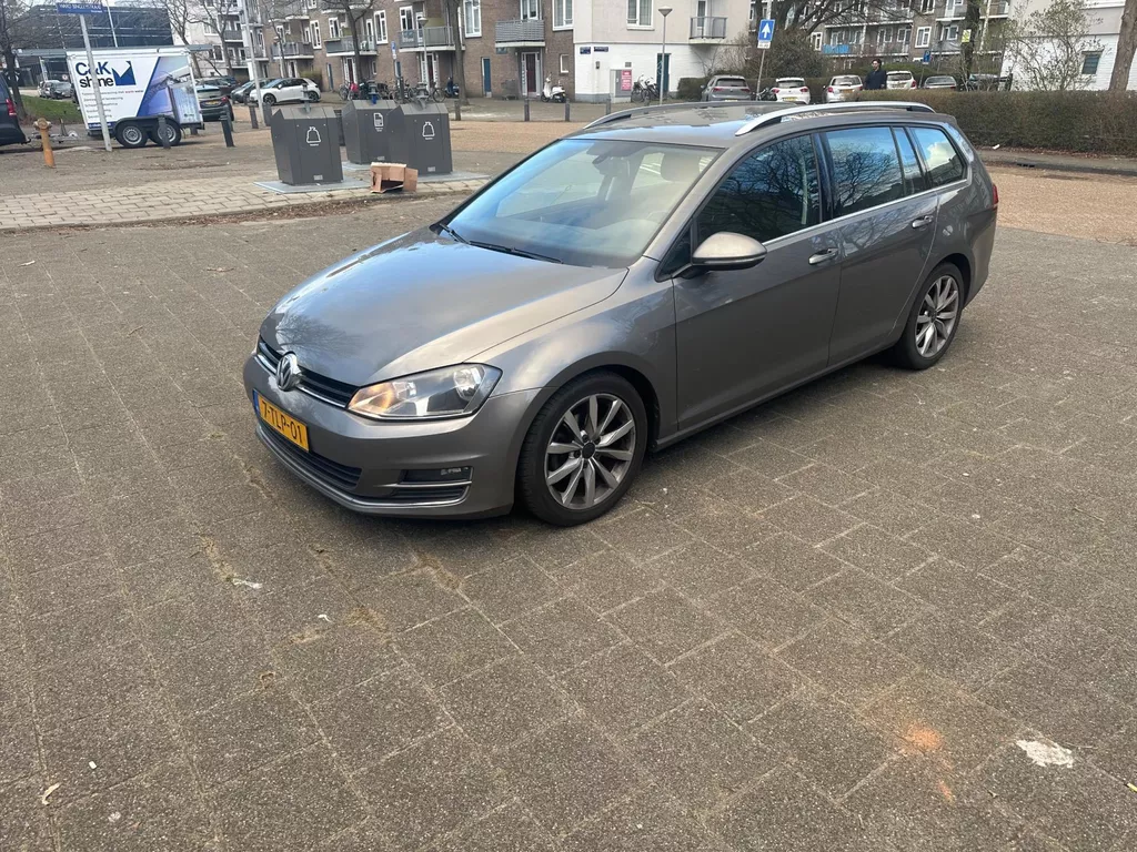 Volkswagen Golf Variant 1.2 TSI Highline NAVI Climate Cruise