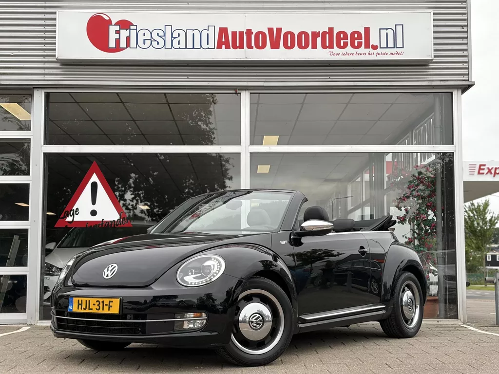 Volkswagen Beetle Cabriolet '50s Edition Automaat / 69.000 KM! / Leder / Xenon / 2013