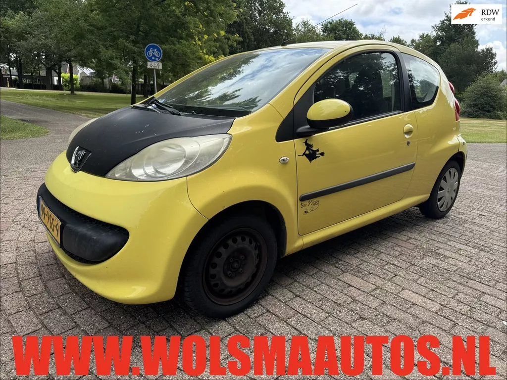 Peugeot 107 1.0-12V XR