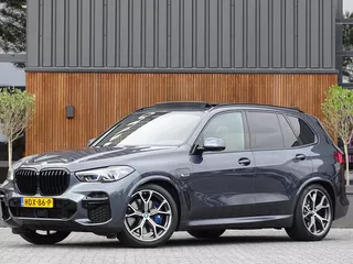 BMW X5 45e 394PK M-Sport Pro / Laser / pano / softclose / 360&deg;