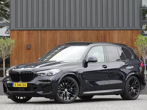 BMW X5 45e 394PK M-Sport / Laser / 2022 / BTW / trekhaak / pano