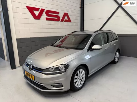 Volkswagen Golf 1.5 TSI Highline|Camera|Adaptive cruise|elektrische Trekhaak|DAB|Carplay|4-seizoen|PDC|Navi|all-in prijs|