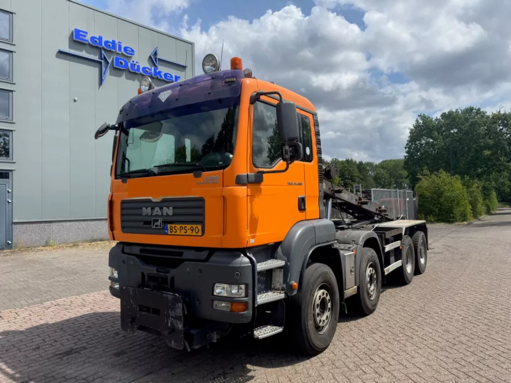 MAN TGA 41.480 8X4 EURO 4 / STEEL SUSPENSION