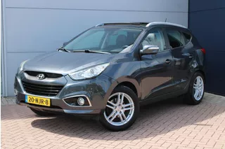Hyundai ix35 2.0i i-Catcher Automaat Leer Navi Panoramadak Trekhaak (1600kg) Stoelverwarming