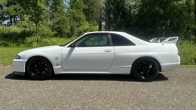 1997 Nissan Skyline JDM car for sale — photo 21 of 25
