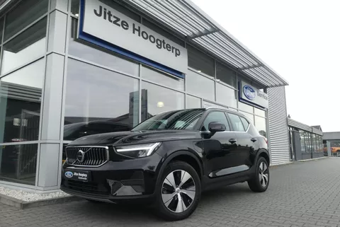 Volvo XC40 1.5 T4 Plug-in hybrid Essential Bright WINTER PACK, CRUISE, CLIMA, NAVI, CAMERA, PDC V&amp;A, APPLE CARPLAY/ANDROID AUTO, 24.918KM