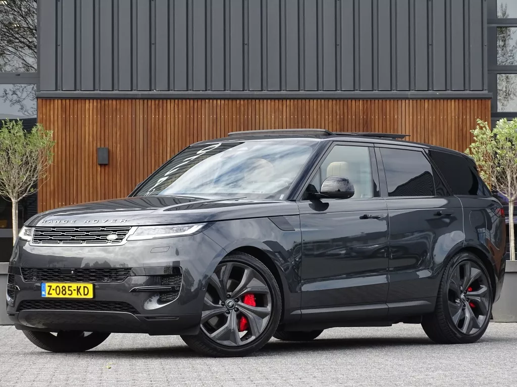 Land Rover Range Rover Sport P440e Dynamic SE / 23" Carbon / Meridian / Matrix / 2024 / 360&deg;