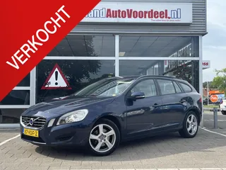 Volvo V60 2.0 D3 Kinetic /Automaat/Cruise/Clima/BLIS/Distr. vv 137.954 km op 13-01-22/Onderhoudshistorie aanwezig/