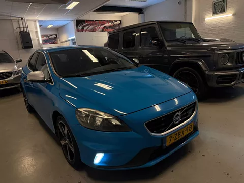 Volvo V40 2.0 D4 R-Design Leder Navi 5-Doors Led