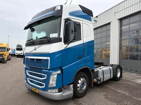 Volvo FH 460 ADR VLG 2 x Tank I parc cool