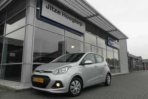 Hyundai i10 1.0i i-Motion Comfort TREKHAAK, CRUISE, CLIMA, ELEKT. RAMEN, 65.462KM