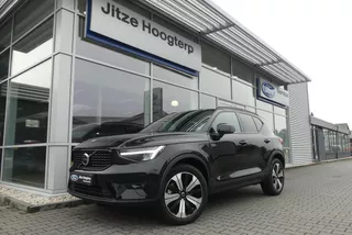 Volvo XC40 1.5 T5 Plug-in hybrid Plus Dark WINTER PACK, MEMORY, ADAPT. CRUISE, CLIMA, NAVI, CAMERA, PDC V&amp;A, APPLE CARPLAY/ANDROID AUTO, BLIS, KEYLESS, ELEKT. ACHTERKLEP, ELEKT. STOELEN, 20.935KM
