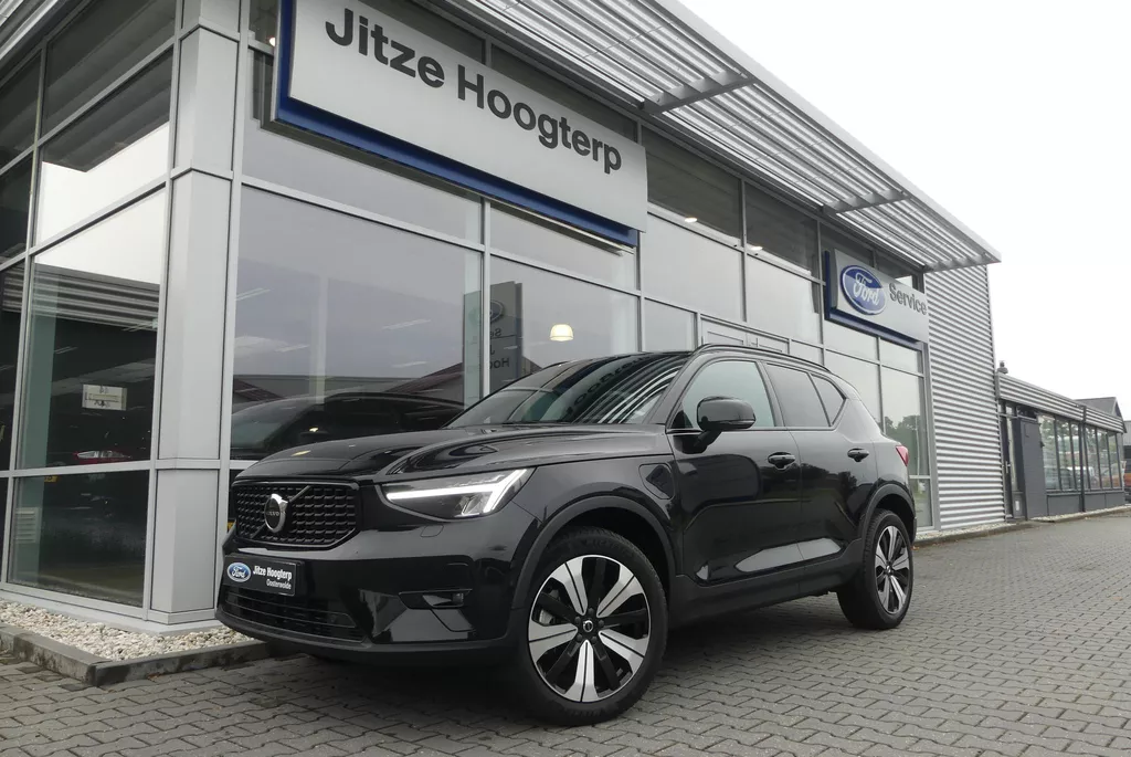 Volvo XC40 1.5 T5 Plug-in hybrid Plus Dark WINTER PACK, MEMORY, ADAPT. CRUISE, CLIMA, NAVI, CAMERA, PDC V&amp;A, APPLE CARPLAY/ANDROID AUTO, BLIS, KEYLESS, ELEKT. ACHTERKLEP, ELEKT. STOELEN, 20.935KM