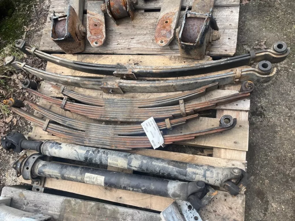 Diverse SPRING ASSEMBLIES AND CARDAN SHAFTS