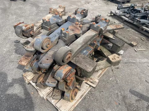 Scania 1376909 / 1376910 / 1421060 / 1421061 REAR AXLE SUSPENSION 4/R/P/G-SERIE